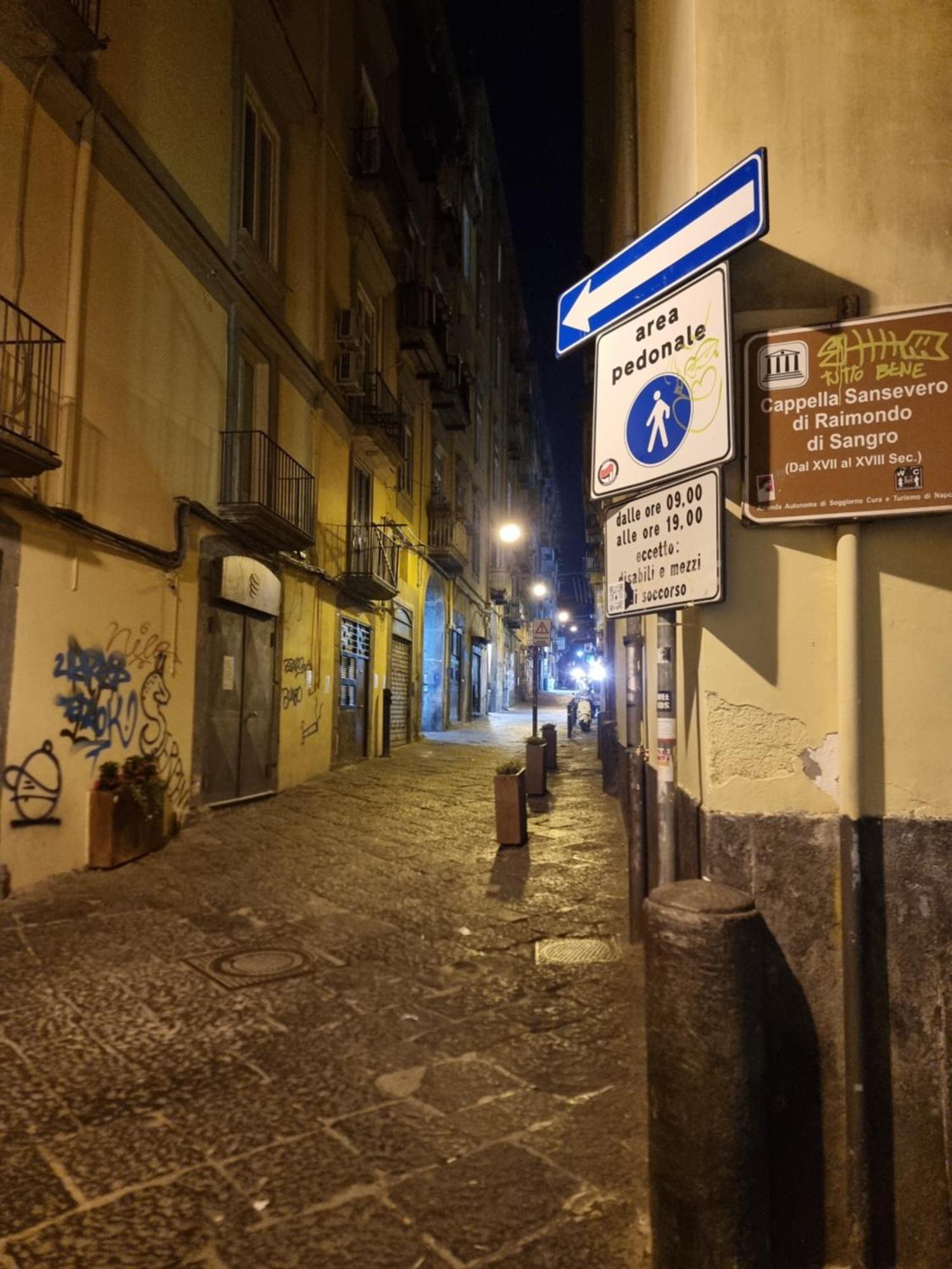 El Corazon De Napoles, Centro Historico Bed & Breakfast ภายนอก รูปภาพ